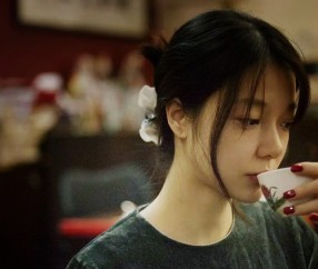 女童有卵泡（小女孩有卵泡就表示发育了吗）