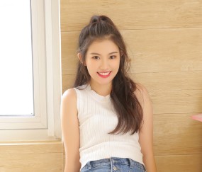 右侧卵巢卵泡（右侧卵巢卵泡多少个正常）