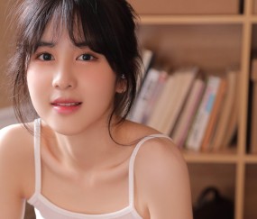 怀孕初期少量流血是怎么回事（怀孕初少量流血是怎样的）